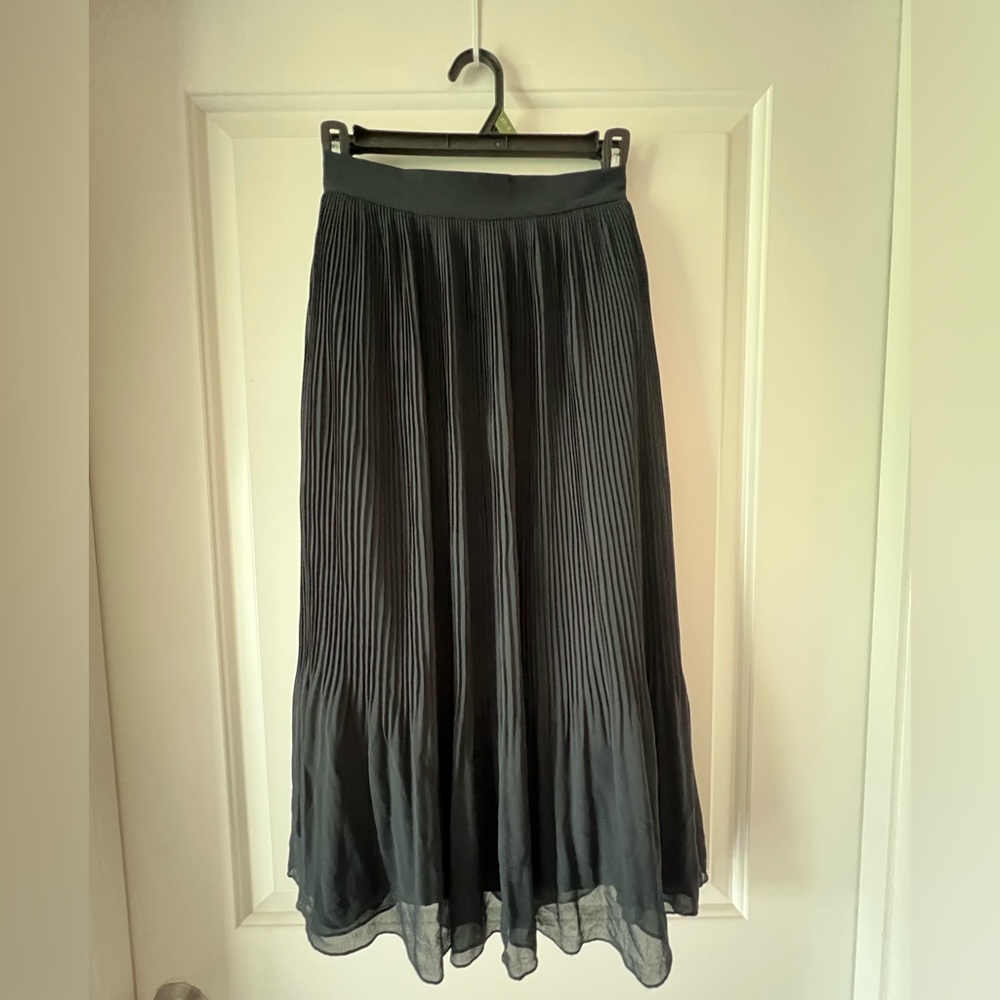 Black Pleated Skirt